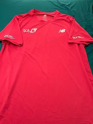New London Marathon Volunteer T-shirt In Pink Size XL • £5