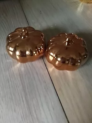 Metallic Pumpkins • $4