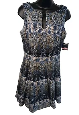 Gabby Skye Fit & Flare Floral Dress Size 10 NWT • $31.99