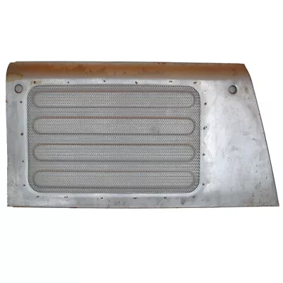 1694857M92 Hood Side Panels Fits Massey Ferguson 375 383 390 390T • $305.99