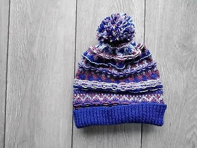 £12.99 • Buy Hand Made Knitted Ladies Fair Isle Beanie, Bobble Hat, Blues, Purple M  FREEPOST
