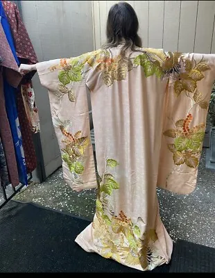 Vintage Handmade Japanese Wedding Uchikake Kimono Silk Embroidered Brocade Crane • $220