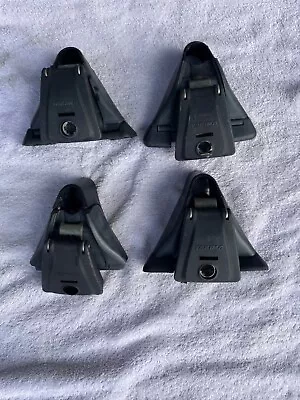 Yakima Q Towers Set Of 4. One With Body Damage And No Base Nor Pad • $35