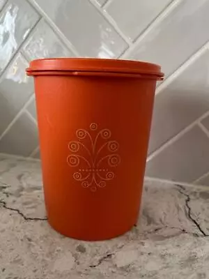 Vintage Tupperware Servalier Canister 811-6 Orange With Lid 812-42 • $10.95