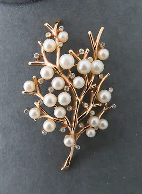 Vintage Trifari Tree Brooch Brilliant Gold Tone 2.75  Faux Pearls And Rhinestone • $64