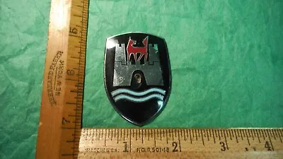 AJ77A VW Hood Emblem Vintage Enamel 1960-63 VOLKSWAGEN WOLFSBURG TYPE 1 BEETLE  • $19.99