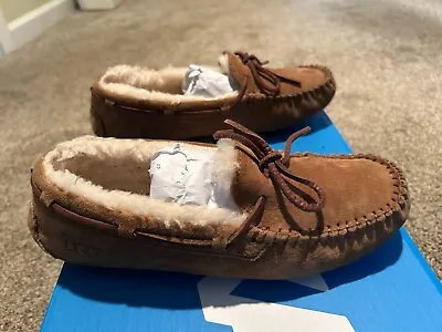 UGG Australia Women Dakota Moccasin Chestnut Slipper US Size 8 Excellent! • $25.95