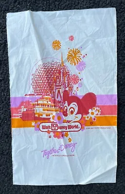 WALT DISNEY WORLD 1985  Magic Kingdom EPCOT Plastic Souvenir BAG  • $5
