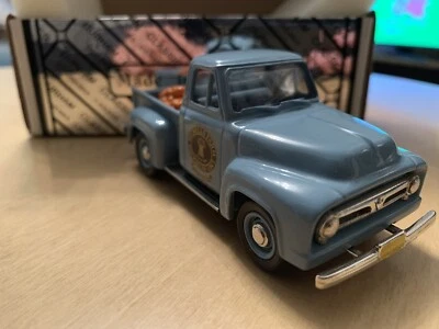 DURHAM CLASSICS 1/43 - 1939 FORD PANEL DELIVERY McDONALDS