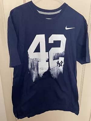 Nike MARIANO RIVERA #42 NEW YORK YANKEES Sandman Size LARGE T-Shirt • $34.99