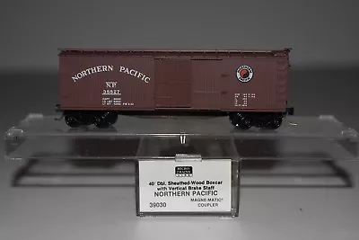 N Scale MTL 39030 Northern Pacific 40' Single Door Boxcar 38827 C4142 • $16.99