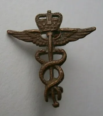Queens Crown Royal Air Force Raf Medic / Medical Officers Collar Badge • £9.99