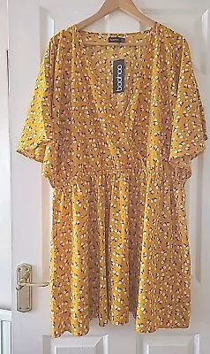Ladies Size 24 Boohoo Mustard Ditsy Floral Tunic Top Plus Size 24 NWTGS  • £10.50
