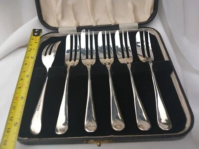 £690 • Buy 6 Rare Hanoverian English Silver Cake Forks Boxed Smart