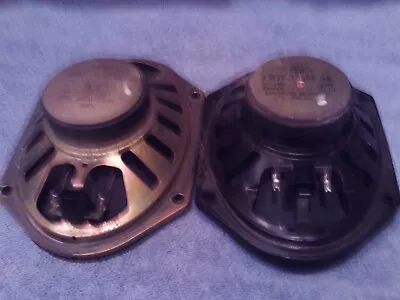 2005 Ford Mustang Door Speakers Rt. & Left With Attaching Parts • $10