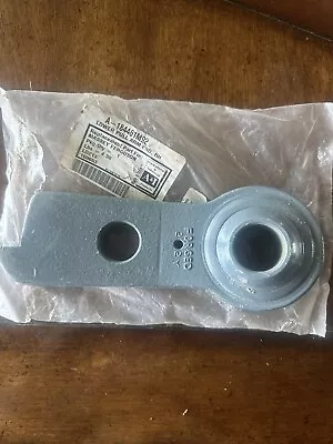 184461M92 New RH Lower Pull Arm End Fits Massey Ferguson Tractor Models • $48