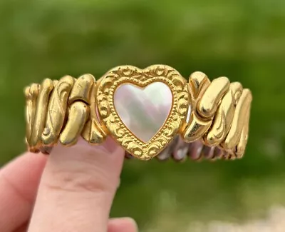 NICE Vintage Sweetheart Expansion Bracelet Mother Of Pearl Heart Stainless Back • $76