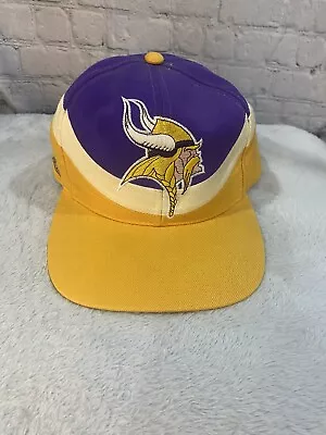 Minnesota Vikings Vintage 90's Apex One Swirl Snapback Cap Hat • $55