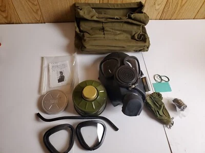 $49.99 • Buy V11 - PMK1 Russian Soviet Military Gas Mask - Full Set - SIZE 3 LARGE!