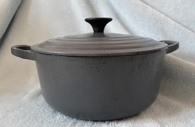 £26 • Buy Vintage Le Creuset 20cm Cast Iron Casserole Pot Dish French Dark Grey