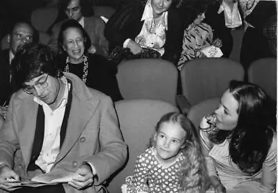 Warren Beatty & Michelle Phillips At The Theatre - Movie FAN PHOTO • $17.67