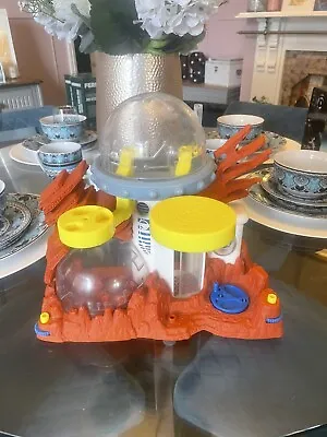 FISHER PRICE IMAGINEXT Space Station Headquarters Play Set • £5