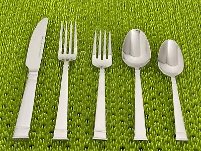 Heritage Mint Ltd BENTLEY Stainless Glossy 18/10 Flatware SMART CHOICE E74VG • $10.50