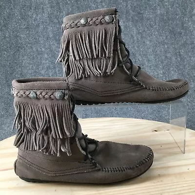 Minnetonka Boots Womens 6 Tramper Fringe Winter Ankle Lace Up Flats Gray Suede • $23.79