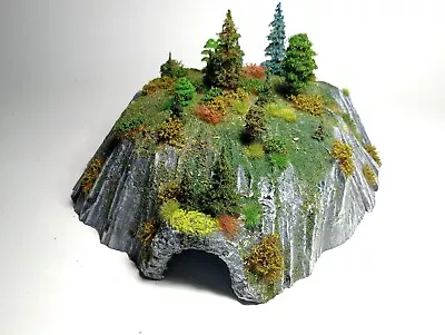 N Scale Mountain W Single Track Tunnel - Hand-Made REALISTIC RUGGED SCENERY! • $29.50