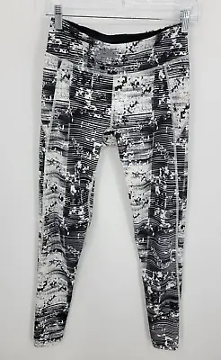Oakley Leggings Womens Small Black White Abstract Ankle Length Activewear • $14.71
