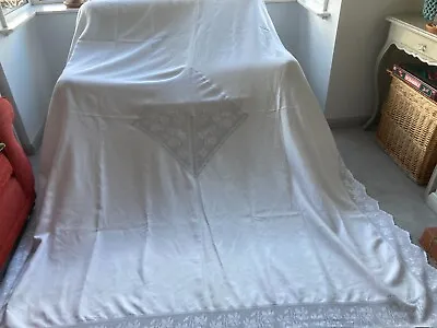 Stunning Vintage Linen & Lace Bedspread/tablecloth..large..v.g.c. • £55