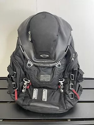 Oakley Kitchen Sink Tactical Field Gear Back Pack 20-S1242-D Rescue Day Hiking • $59.99