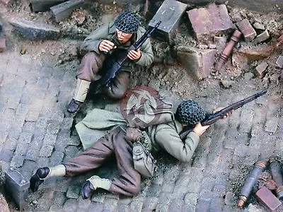 Verlinden 1/35 1/35  Trapped  US Infantry Under Heavy Fire WWII (2 Figures) 1663 • $31.41