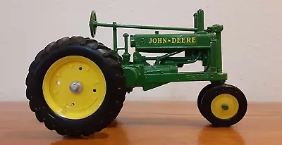 Vintage 1984 Ertl 1:16th Scale 1934 John Deere Model A Tractor #539  Excellent  • $23.45