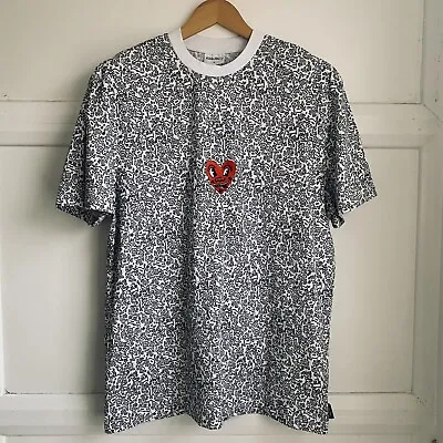 KEITH HARING Graphic Art Shirt Medium White Black Print Embroidered Heart • £22