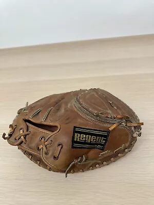 Regent Catchers Mitt CM112 Leather Brown Baseball Softball Glove RHT VINTAGE • $21.98