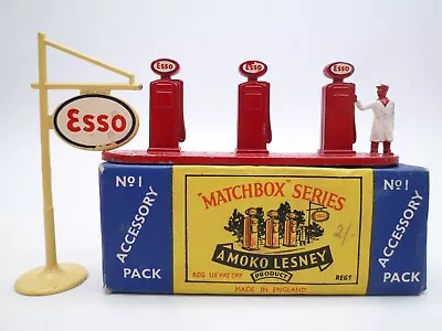 Vintage Moko Lesney A1 Esso Service Station Petrol Pumps In Original Box 1957 • £27.55