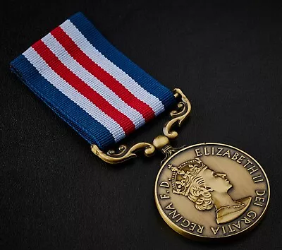 Bronze Replica Elizabeth II Military Medal & Ribbon. Bravery In The Field ER-II • £8.99