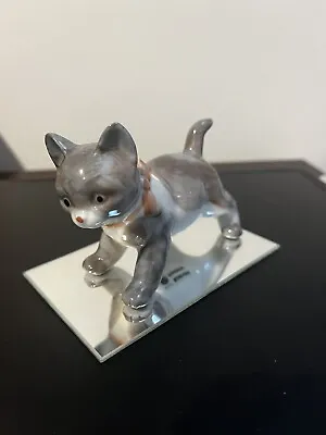 Vintage Saywell Porcelain Kitten • $25