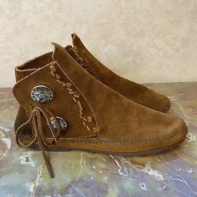 VTG Minnetonka Brown Suede Ankle Boots Women's Fringe Moccasins Made In USA SZ 8 • $24.99