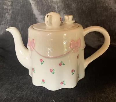 Rare Vintage P&K Price Kensington Hand Painted Rose Teapot • £9.99