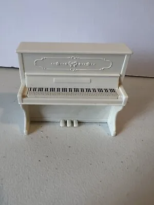 Miniature WHITE PIANO Small Dollhouse • $10.46