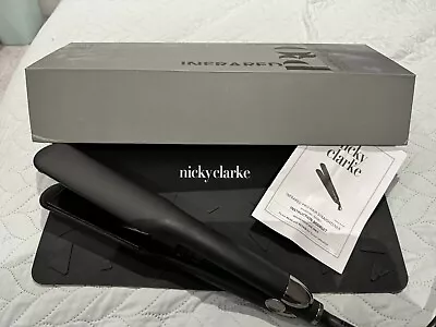 Nicky Clarke Infrared Pro Salon Hair Straighteners With Heat Mat • £26.60