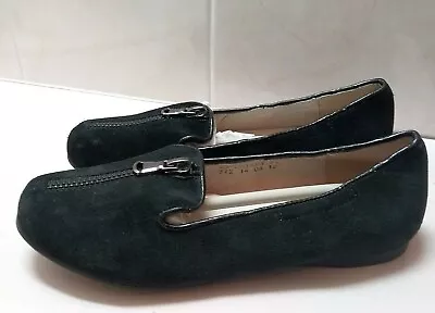 Venettini Skyler Black Nubuck Leather Girls Slip On Shoe Size EU 33 NWT • $34.99