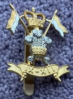 IX - XII  9th / 12th Royal Lancers Bi-Metal Cap Badge:  2 Part Heavier Badge. • £5.25