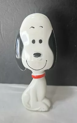 Vintage 1970 AVON Peanuts SNOOPY Comb And Brush Set Collectors  • $8.99