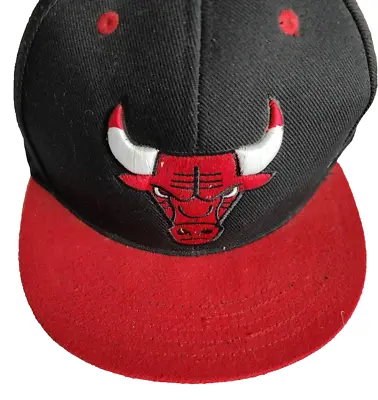 Chicago Bulls Hat Black Red NBA Basketball Cap Logo Flat Brim Casual Streetwear • $15.19