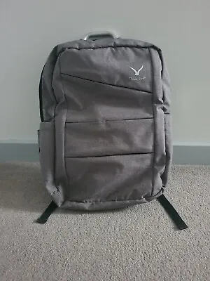 Hynes Eagle Light Grey Laptop Backpack • £17