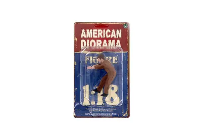 Race Day 1 1:18 Scale American Diorama Figurine Figure V Man Guy Male 4  WindSld • $8.59