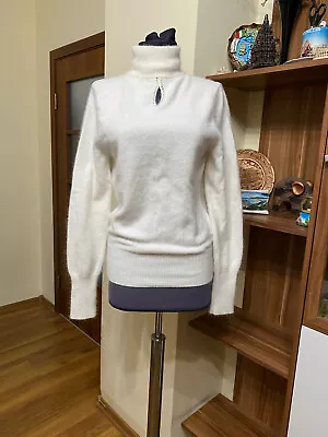 VIKTOR&ROLF X H&M WHITE ANGORA BLEND KNIT SOFT AND SMOOTH JUMPER-SIZE S • $135.65